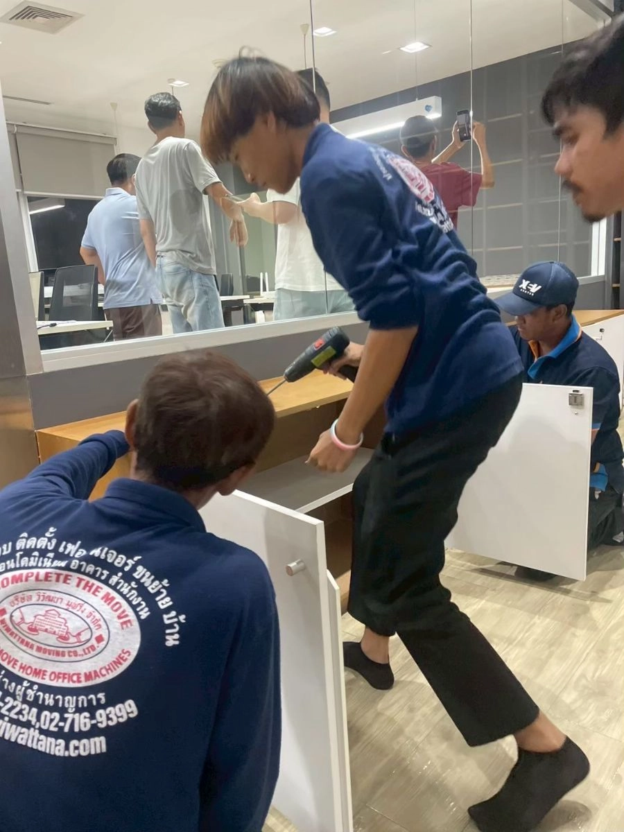 ผลงานการรื้อถอดขนย้ายเฟอร์นิเจอร์ ESSO 1